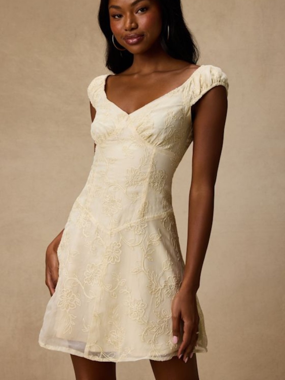 Chembery Aura Pale Yellow Embroidered Mini Dress White - Size XS